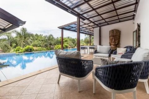 4 bedrooms Villa in Hua Hin, Thailand No. 95873 17