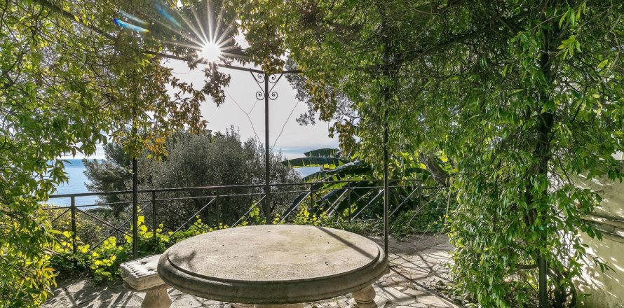 3 bedrooms Apartment in Cap-d'Ail, France No. 68115