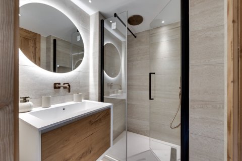 2 bedrooms Apartment in Val-d'Isere, France No. 99402 13