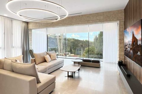 6 bedrooms Villa in Tala, Cyprus No. 100399 9