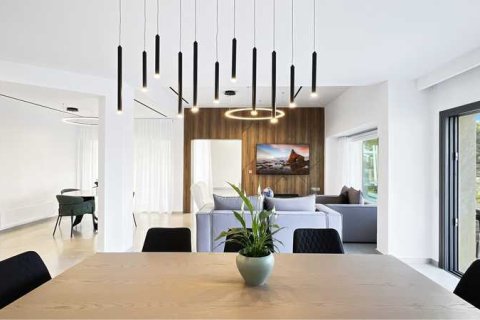 6 bedrooms Villa in Tala, Cyprus No. 100399 3