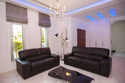 4 chambres Villa à Agios Tychonas, Cyprus No. 63301 3