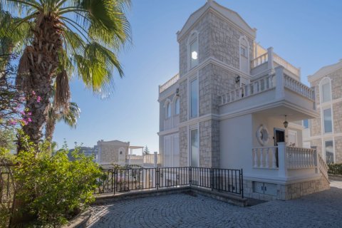 4 bedrooms Villa in Konakli, Turkey No. 15382