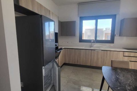 2 bedrooms Apartment in Limassol, Cyprus No. 34715 3