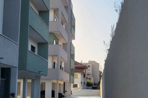 2 bedrooms Apartment in Limassol, Cyprus No. 34715 9