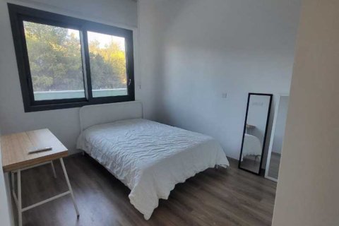 2 bedrooms Apartment in Limassol, Cyprus No. 34715 6