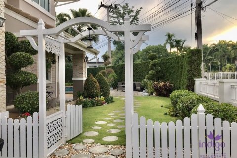 Дом с 4 спальнями в Чиангмай, Таиланд №98145 6