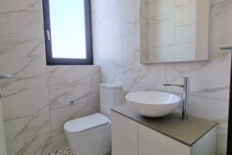 3 bedrooms Apartment in Germasogeia, Cyprus No. 34158 11