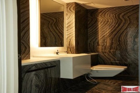 4 bedrooms Apartment in Bangkok, Thailand No. 98094 11