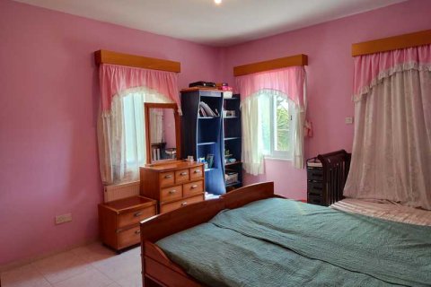 4 bedrooms House in Paphos, Cyprus No. 72216 9