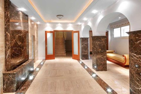 4 dormitorios House en Agios Tychonas, Cyprus No. 31000 7