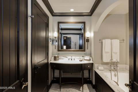 Кондоминиум с 2 спальнями в Эйвон, США №81935 14