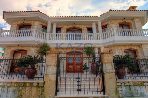 6 bedrooms House in Limassol, Cyprus No. 101035 5