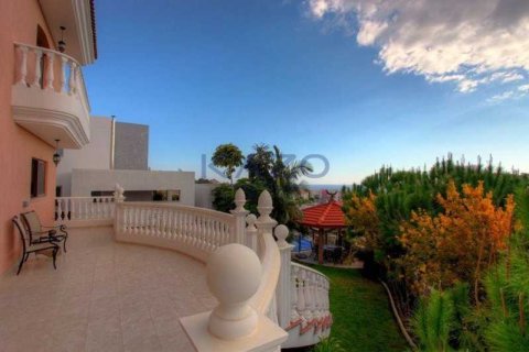 6 bedrooms House in Limassol, Cyprus No. 101035 8