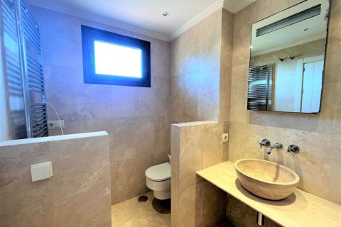 3 bedrooms Penthouse in Tay Giang, Vietnam No. 83947 12