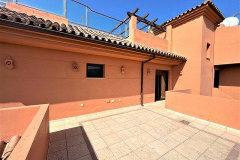 3 bedrooms Penthouse in Tay Giang, Vietnam No. 83947 17