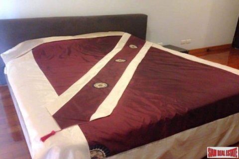 3 bedrooms Apartment in Bangkok, Thailand No. 96206 8