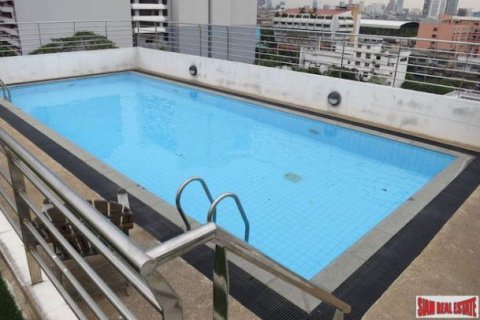 3 bedrooms Apartment in Bangkok, Thailand No. 96206 4