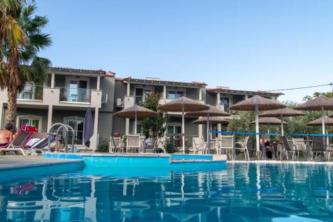 Отель, гостиница с 29 комнатами в Тасос, Греция №109194 11