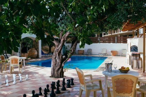 35 rooms Hotel in Agios Nikolaos, Greece No. 59756 3