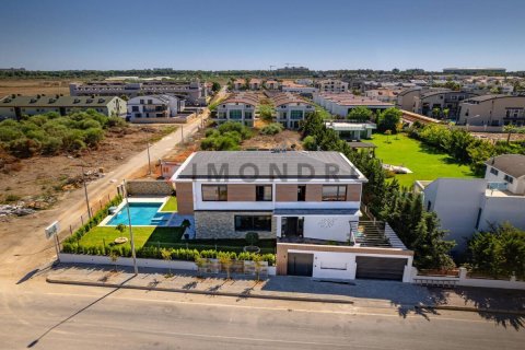 Вилла с 4 спальнями в Tan Xuan, Вьетнам №16974 5