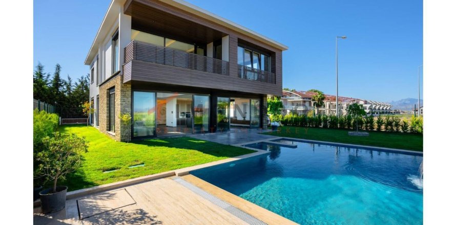 4 bedrooms Villa in Belek, Turkey No. 16974