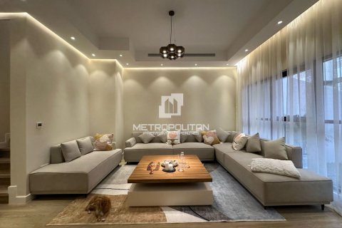 Вилла с 4 спальнями в Джумейра Вилладж Серкл, ОАЭ №118185