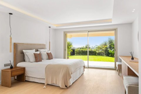 4 bedrooms Apartment in Cannes, France No. 84030 6