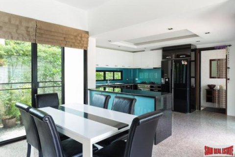 3 dormitorios Villa en Surin Beach, Thailand No. 95645 13