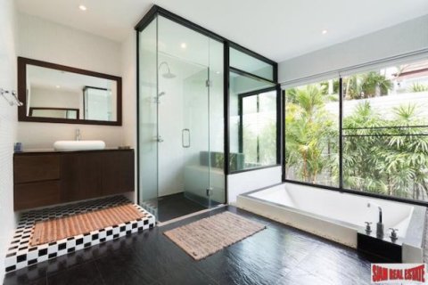 3 dormitorios Villa en Surin Beach, Thailand No. 95645 8