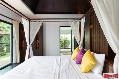 3 dormitorios Villa en Surin Beach, Thailand No. 95645 10