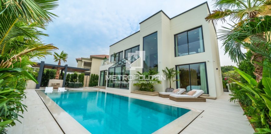 Вилла с 5 спальнями в Jumeirah Islands, ОАЭ №120004