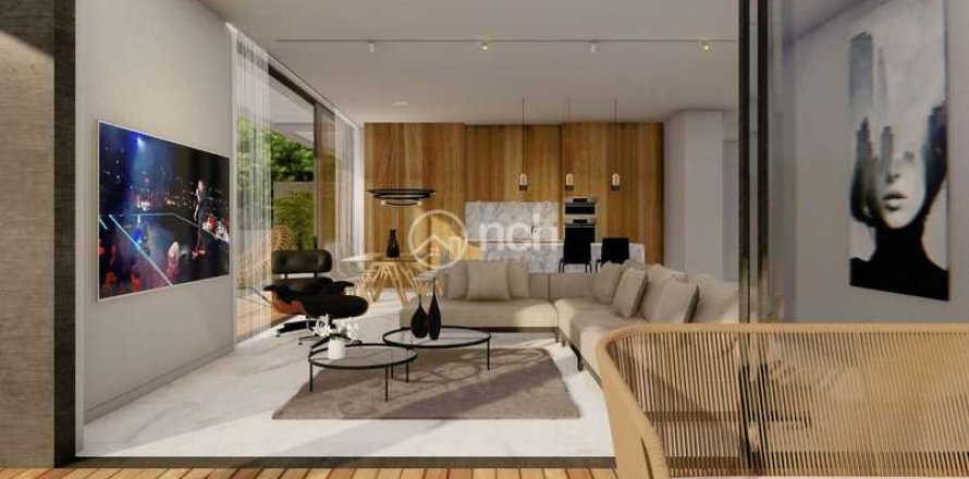 2 bedrooms Apartment in Germasogeia, Cyprus No. 70123