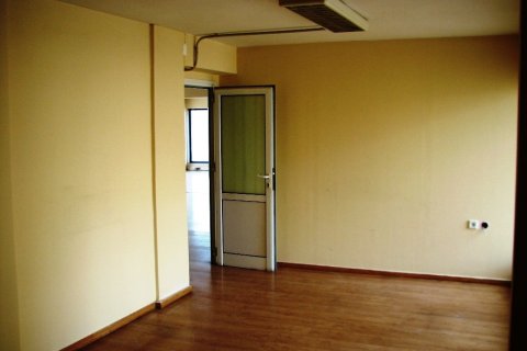 Коммерческая недвижимость 700м² в Эвозмон, Греция №60047 13