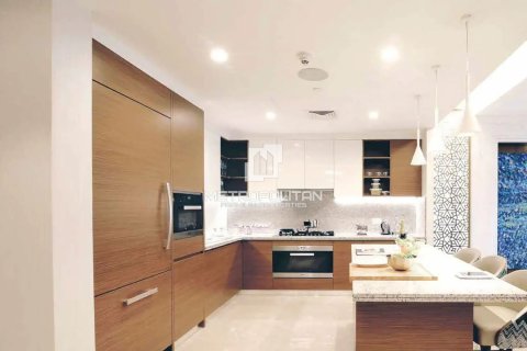 3 bedrooms Apartment in Hang Bot, Vietnam No. 94140 7