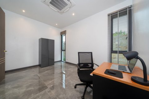 3 bedrooms Villa in Phuket, Thailand No. 98534 26