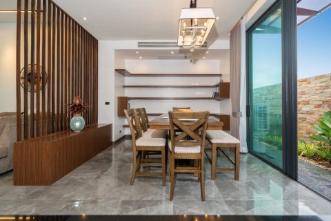3 bedrooms Villa in Phuket, Thailand No. 98534 17