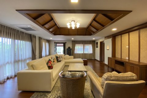 4 bedrooms House in Chiang Mai, Thailand No. 97521 5