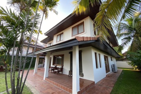 4 bedrooms House in Chiang Mai, Thailand No. 97521 11
