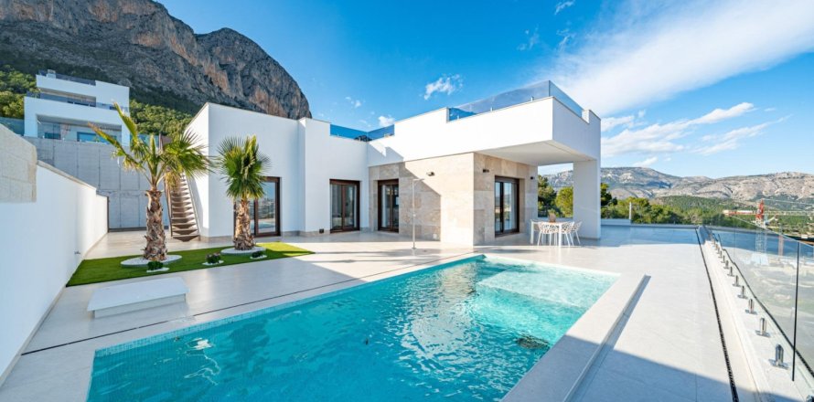 3 bedrooms Villa in Polop, Spain No. 111143