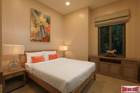 5 bedrooms Villa in Bang Tao, Thailand No. 96602 4