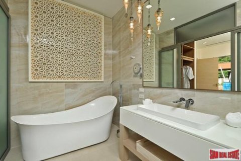 5 bedrooms Villa in Bang Tao, Thailand No. 96602 9