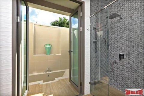5 bedrooms Villa in Bang Tao, Thailand No. 96602 6