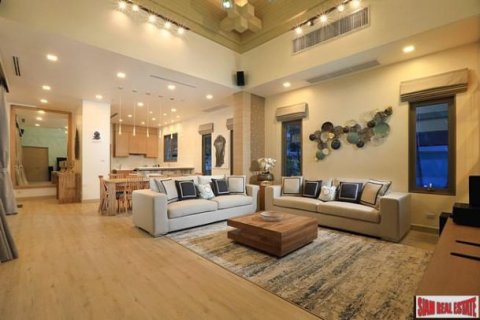 5 bedrooms Villa in Bang Tao, Thailand No. 96602 22
