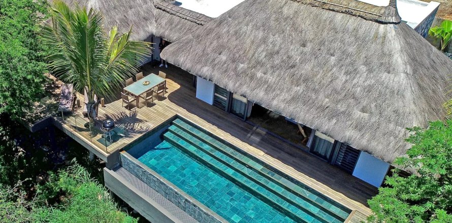 3 bedrooms Villa in Tamarin, Mauritius No. 53425