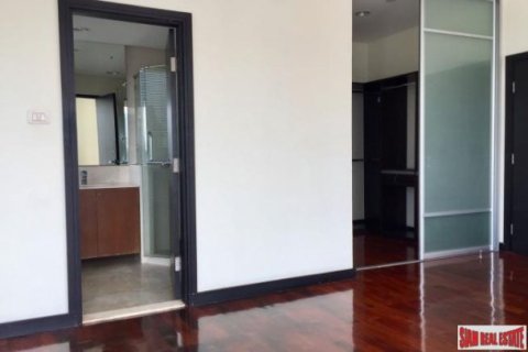 2 bedrooms Apartment in Bangkok, Thailand No. 96399 4