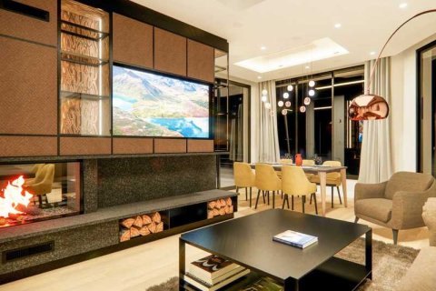 6 bedrooms Villa in Germasogeia, Cyprus No. 79005 3