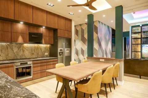 6 bedrooms Villa in Germasogeia, Cyprus No. 79005 6