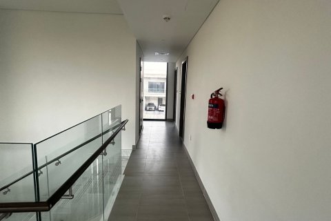 3 bedrooms Townhouse in Thach Than, Vietnam No. 95342 10