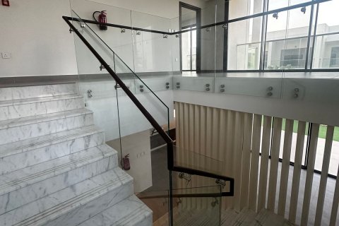 3 bedrooms Townhouse in Thach Than, Vietnam No. 95342 9